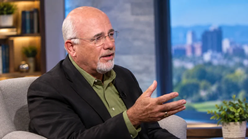 Dave Ramsey teaching a Financial Peace University class